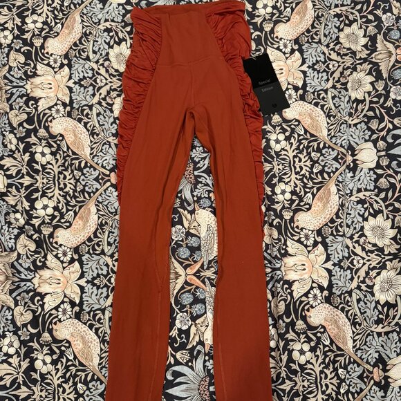 Lululemon Align Highrise Pant Ruched 25" - Picture 1 of 2